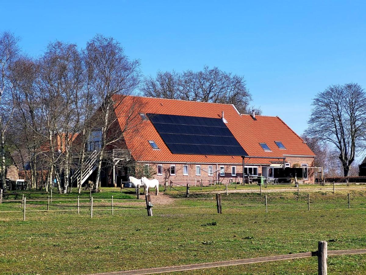 Slaopen En Stoet Bed & Breakfast Anderen Exterior foto
